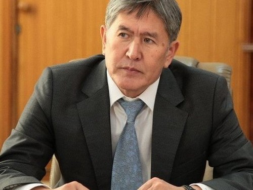 Президент Киргизии согласовал отставку правительства - ảnh 1